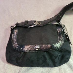 Authentic Coach black shoulder bag F13739